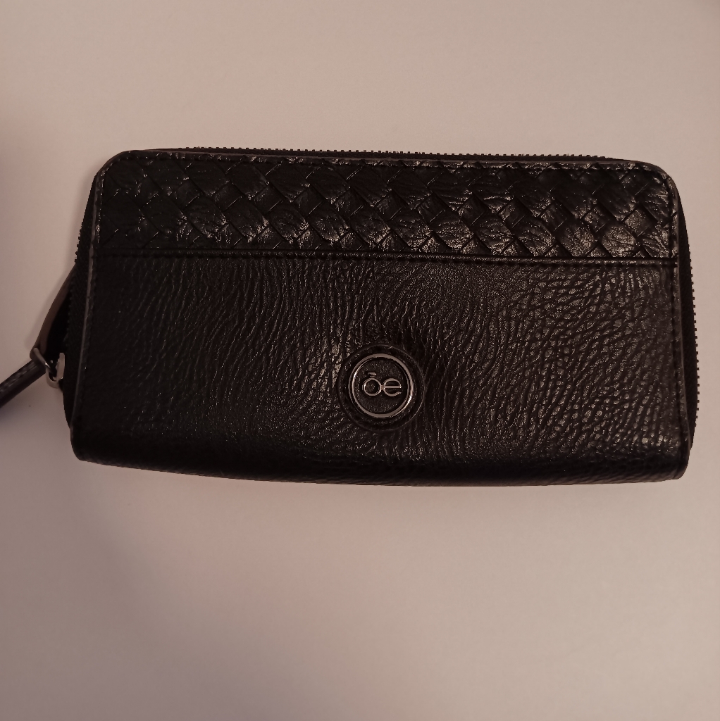 Euc!!! Cloe' Double Zip Wallet ( Unisex)
